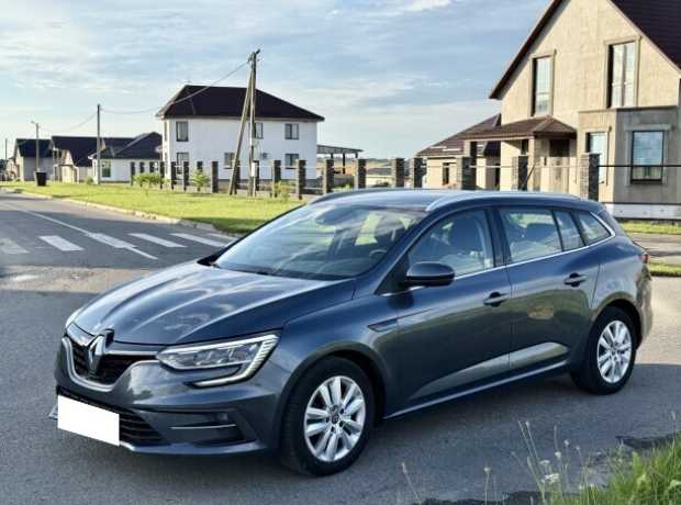 Renault Megane IV Рестайлинг, 2021, пробег 141500 км Renault Megane IV Рестайлинг, 2021, пробег 141500 км