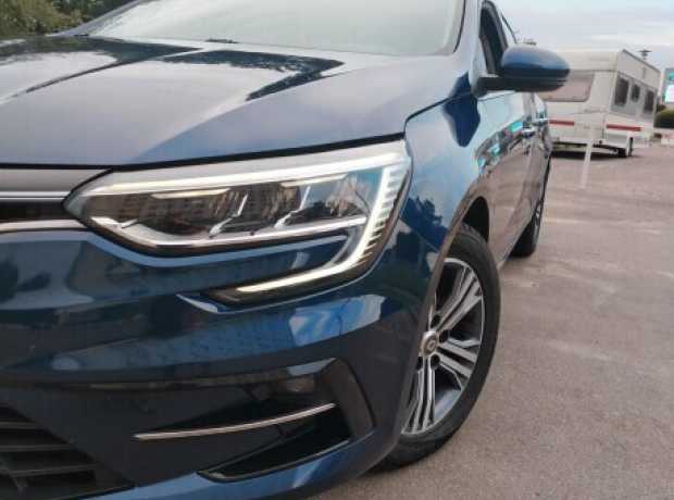 Renault Megane IV  Рестайлинг, 2021, пробег 157000 км