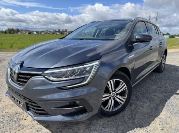 Renault Megane IV Рестайлинг, 2022, пробег 104000 км Renault Megane IV Рестайлинг, 2022, пробег 104000 км