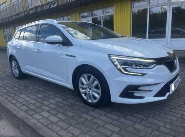 Renault Megane IV  Рестайлинг, 2022, пробег 182000 км