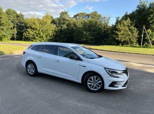 Renault Megane IV  Рестайлинг, 2022, пробег 184000 км