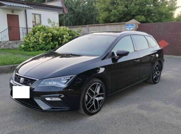 SEAT Leon III  Рестайлинг, 2020, пробег 190000 км