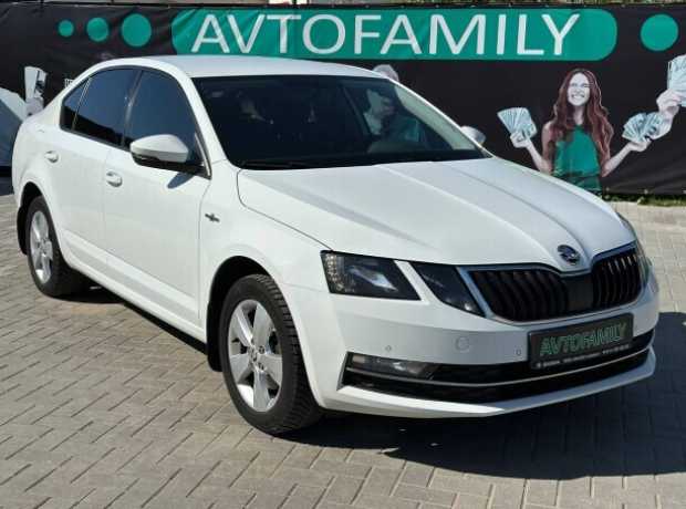 Skoda Octavia III  Рестайлинг, 2019, пробег 176000 км