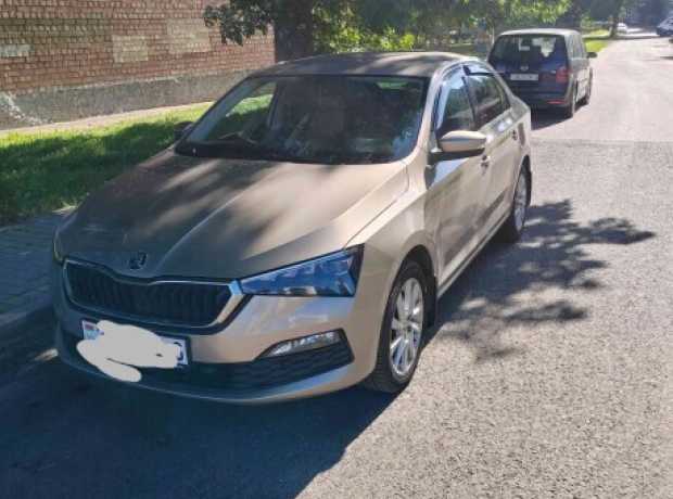 Skoda Rapid II, 2021, пробег 118000 км