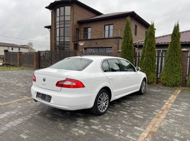 Skoda Superb II