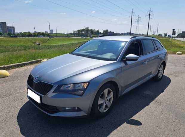 Skoda Superb III, 2015, пробег 220000 км