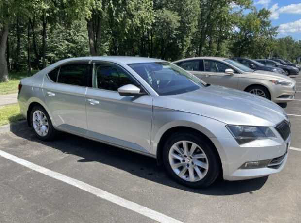 Skoda Superb III, 2016, пробег 100000 км Skoda Superb III, 2016, пробег 100000 км