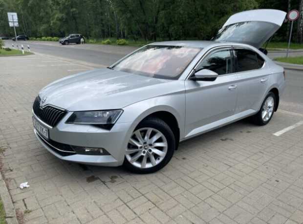 Skoda Superb III, 2016, пробег 100000 км Skoda Superb III, 2016, пробег 100000 км