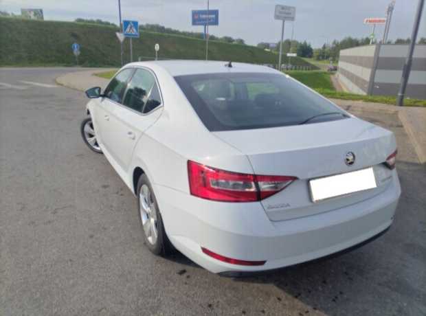 Skoda Superb III, 2016, пробег 169000 км