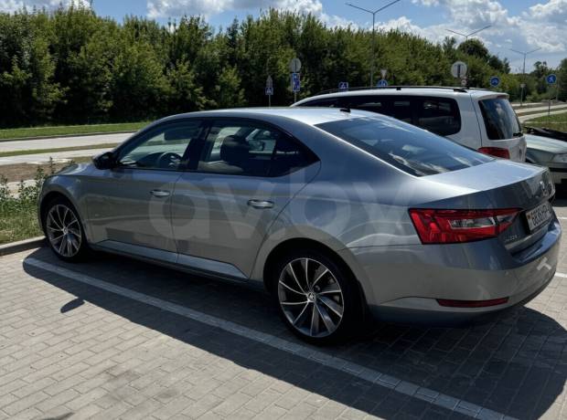 Skoda Superb III