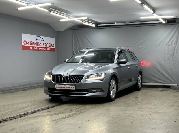 Skoda Superb III