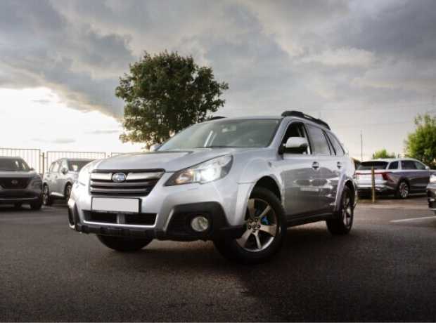 Subaru Outback IV  Рестайлинг, 2014, пробег 293500 км