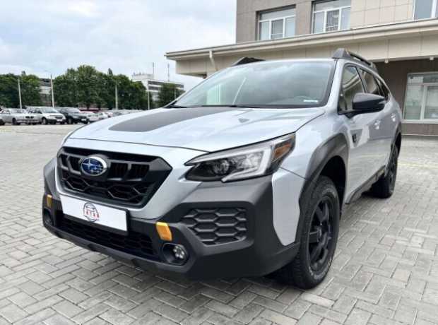 Subaru Outback VI Рестайлинг, 2023, пробег 15203 км Subaru Outback VI Рестайлинг, 2023, пробег 15203 км