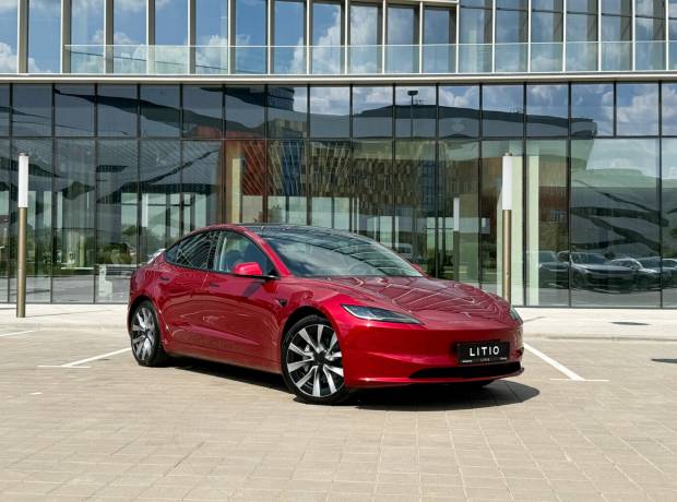 Tesla Model 3 I 2-й рестайлинг