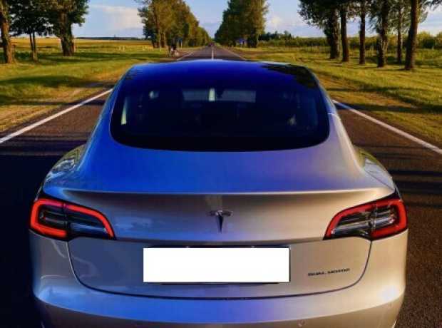 Tesla Model 3 I, 2018, пробег 101000 км