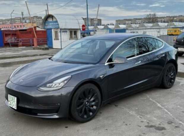Tesla Model 3 I, 2018, пробег 112000 км