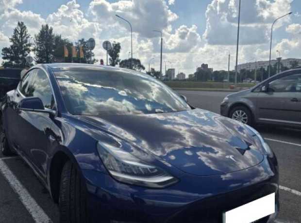 Tesla Model 3 I, 2018, пробег 132500 км