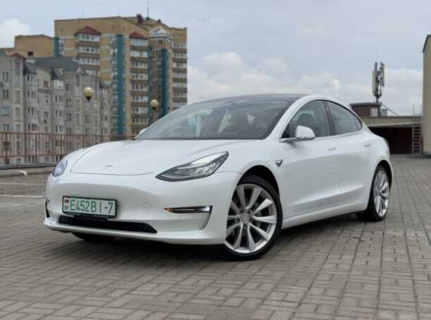 Tesla Model 3 I, 2018, пробег 196200 км