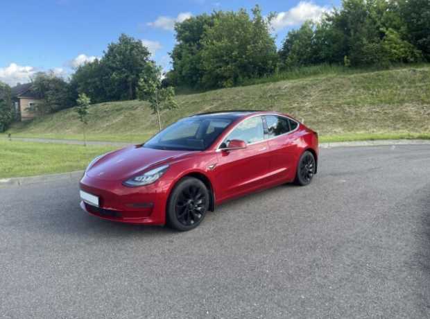 Tesla Model 3 I, 2018, пробег 243010 км