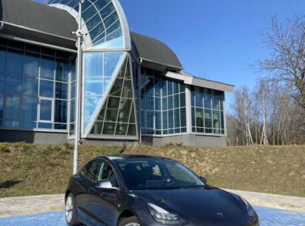 Tesla Model 3 I, 2019, пробег 102000 км