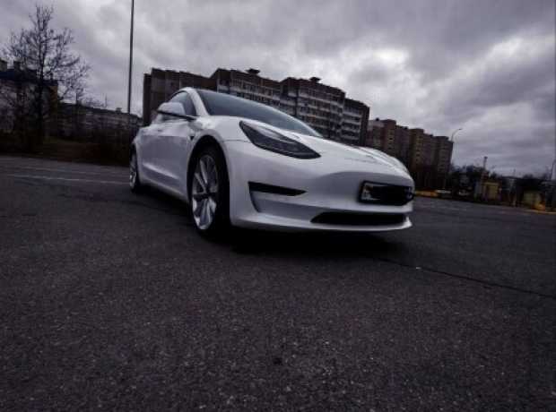Tesla Model 3 I, 2019, пробег 110000 км