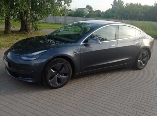 Tesla Model 3 I, 2019, пробег 115000 км