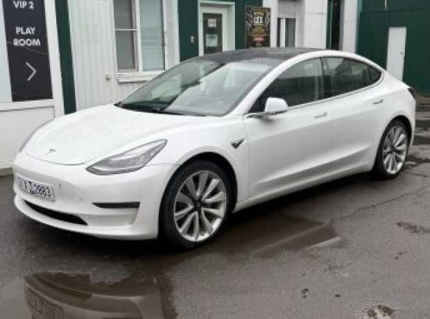 Tesla Model 3 I, 2019, пробег 60000 км