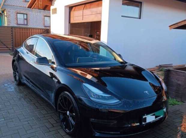 Tesla Model 3 I, 2019, пробег 70000 км
