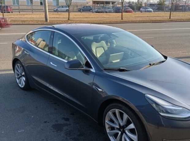 Tesla Model 3 I, 2019, пробег 92000 км