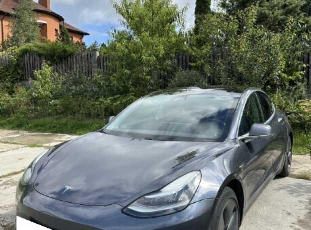 Tesla Model 3 I, 2020, пробег 240000 км