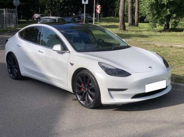 Tesla Model 3 I, 2020, пробег 65800 км