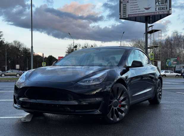 Tesla Model 3 I