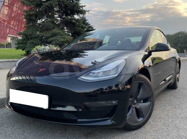 Tesla Model 3 I