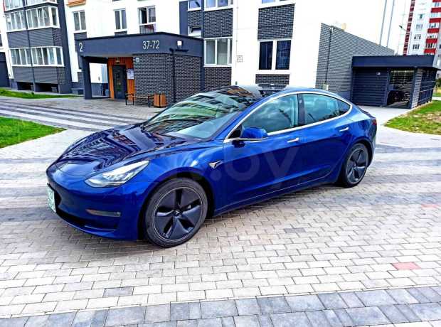 Tesla Model 3 I