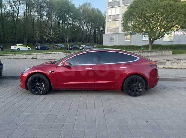 Tesla Model 3 I