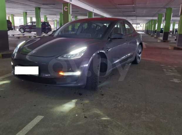 Tesla Model 3 I