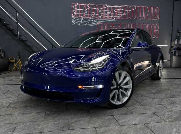 Tesla Model 3 I