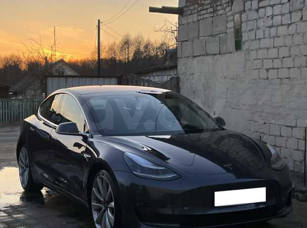 Tesla Model 3 I
