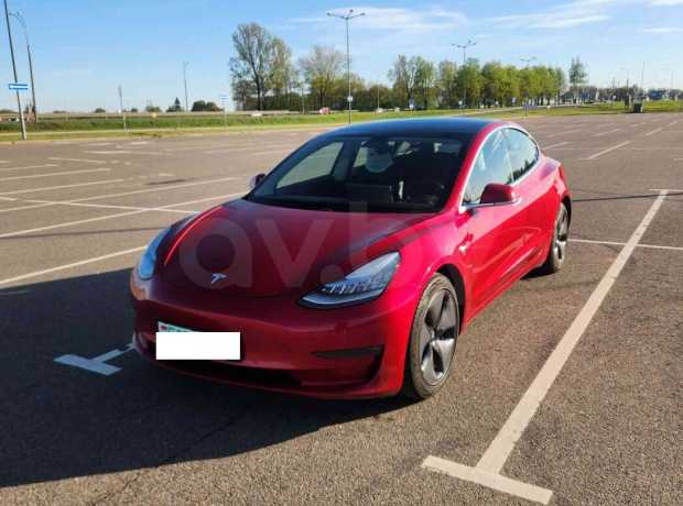Tesla Model 3 I
