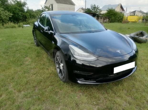 Tesla Model 3 I