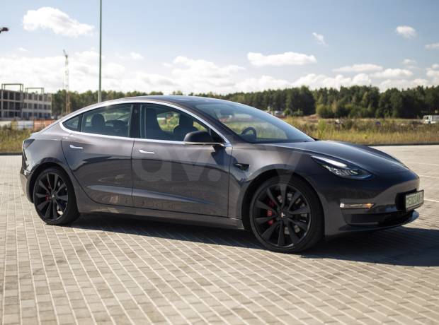 Tesla Model 3 I