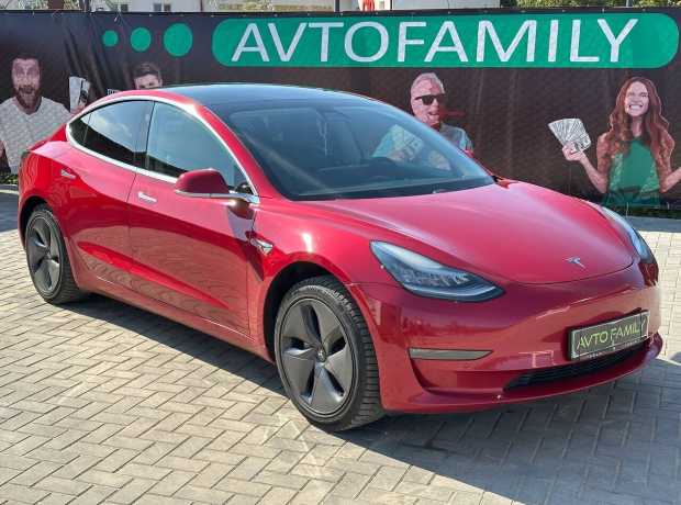 Tesla Model 3 I