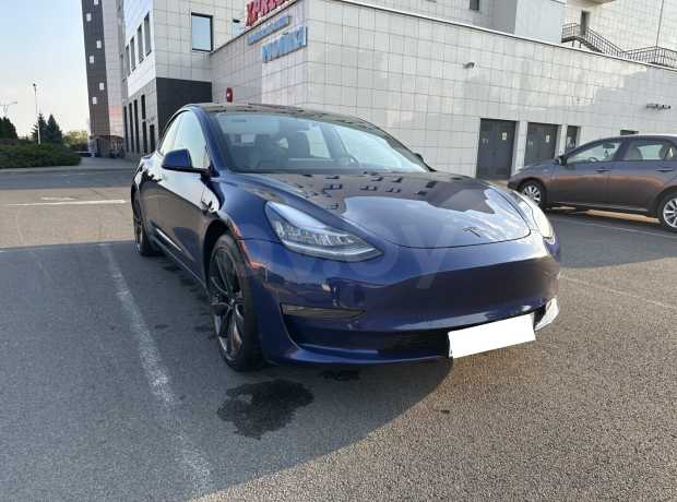 Tesla Model 3 I