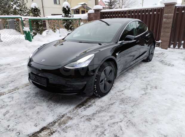 Tesla Model 3 I