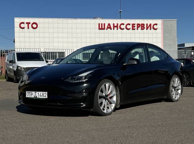 Tesla Model 3 I