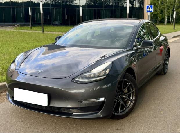 Tesla Model 3 I