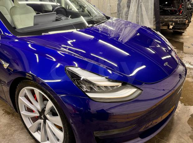 Tesla Model 3 I