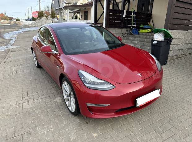 Tesla Model 3 I