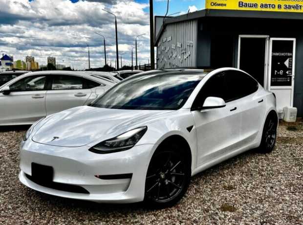 Tesla Model 3 I  Рестайлинг, 2020, пробег 24300 км