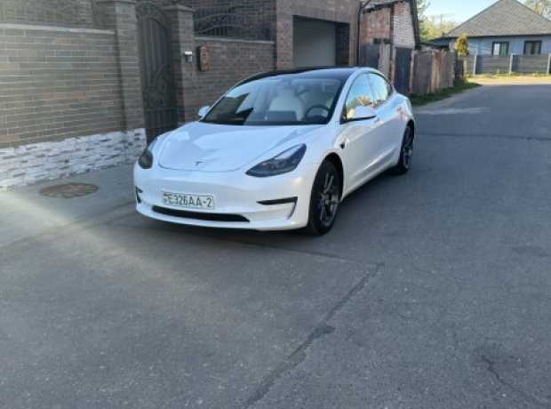 Tesla Model 3 I  Рестайлинг, 2021, пробег 27500 км